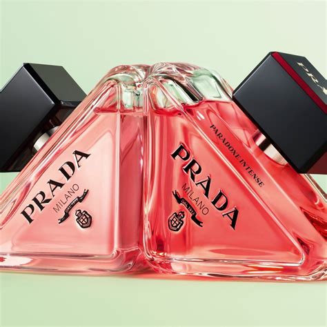 Prada paradoxe vs intense